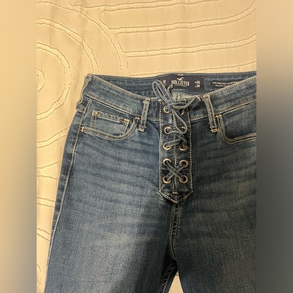 Hollister high rise jeans with string detail - Picture 6 of 6